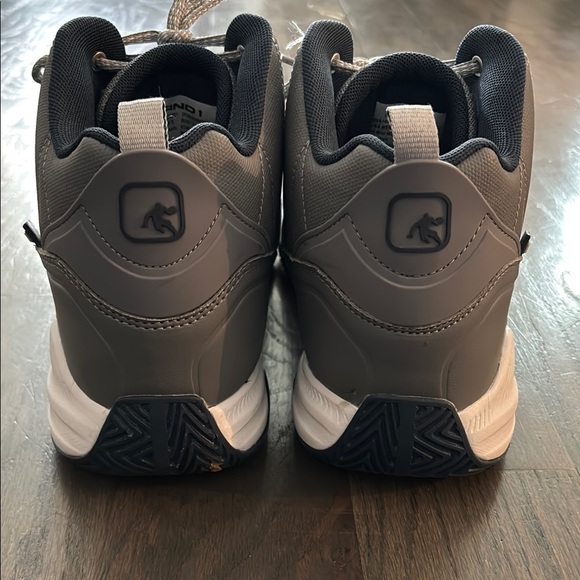 AND1 Men’s High-Top Streetball Basketball Shoes - Men’s Size 13. - Picture 4 of 6